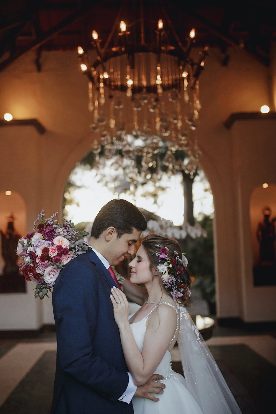 Bride-Vanessa-wears-the-Weeping-Cherry-veil-3